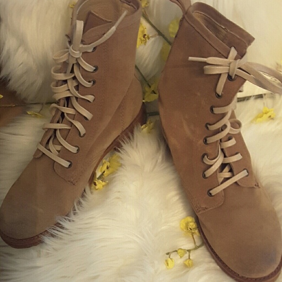 Frye high top lace up boots suede - Picture 8 of 8